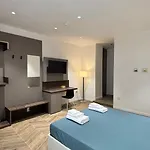 Seaside 3* نابولي